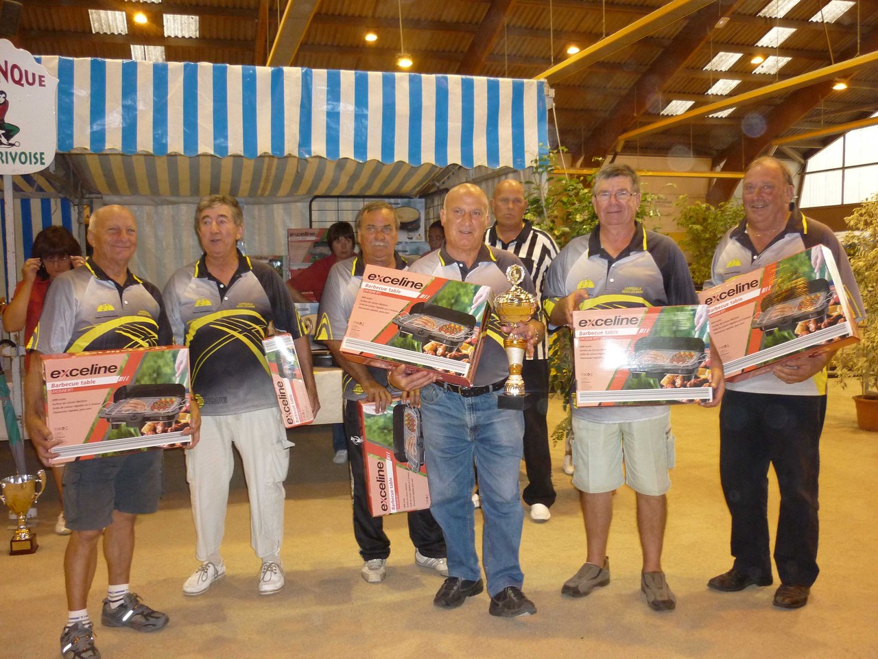 vétérans A vainqueurs coupe intersociétés Bellerive 11 septembre 2011 vétérans A vainqueurs coupe intersociétés Bellerive 11 septembre 2011