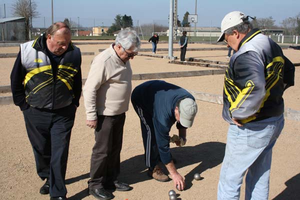 Coco...sors tes mains de tes poches! Coco...sors tes mains de tes poches!
