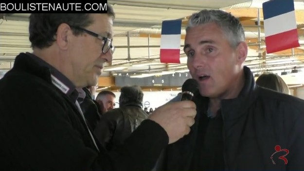 Trois boules ou... quatre ?