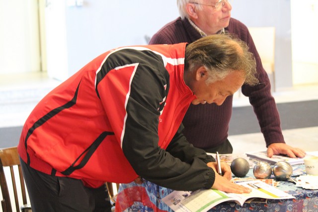 Autographe de la part de Jean-Pierre LE LONS Autographe de la part de Jean-Pierre LE LONS