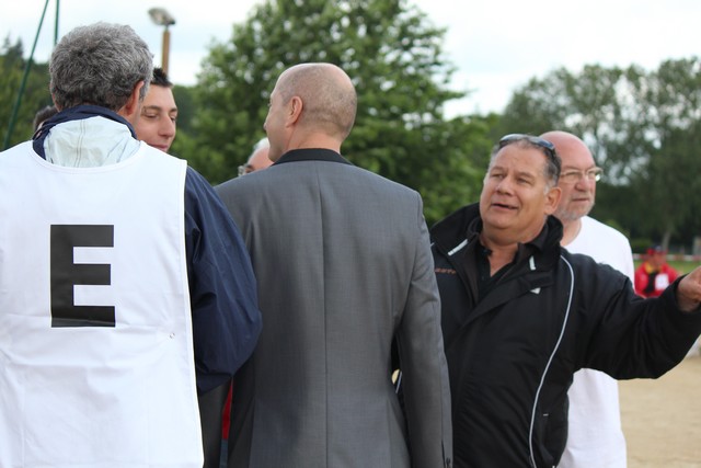 Alain accueillant le Maire de Menucourt Alain accueillant le Maire de Menucourt