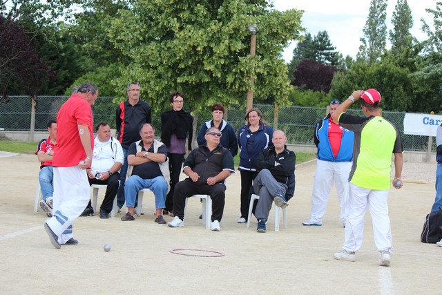 Alain toujours au premier rang pour donner son avi Alain toujours au premier rang pour donner son avi