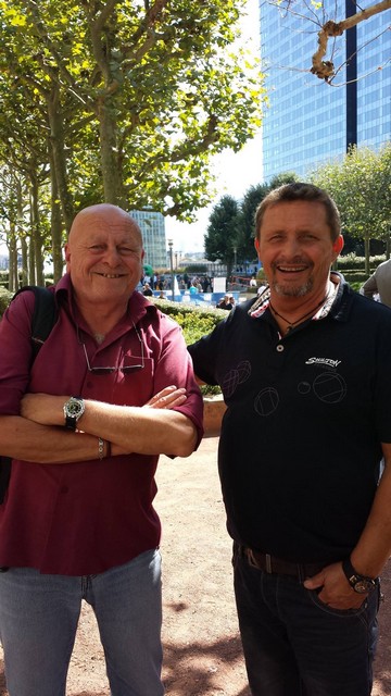 21 Esplanade de la Défense 21 Esplanade de la Défense