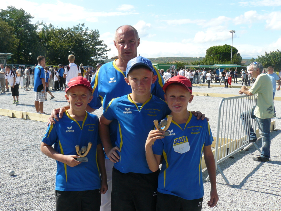 SEBASTIEN,DAVID,SANDRO  et leur coach ERIC