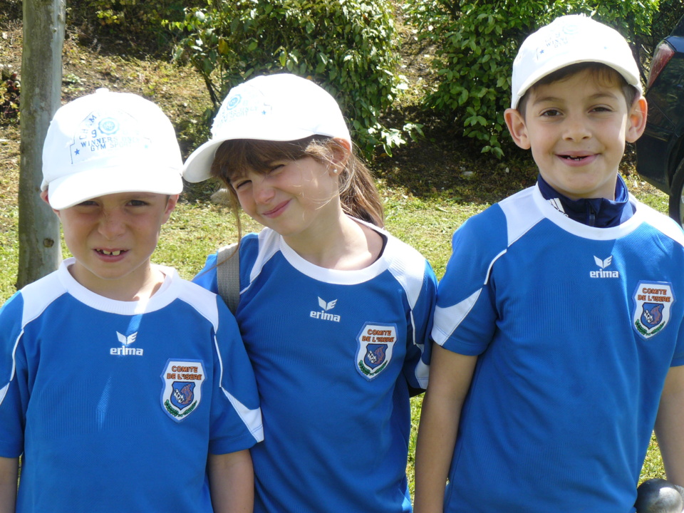 Alessio, Sophie, Brenan un grand bravo a nos jeunes pour leur belle prestation finissent  3 éme