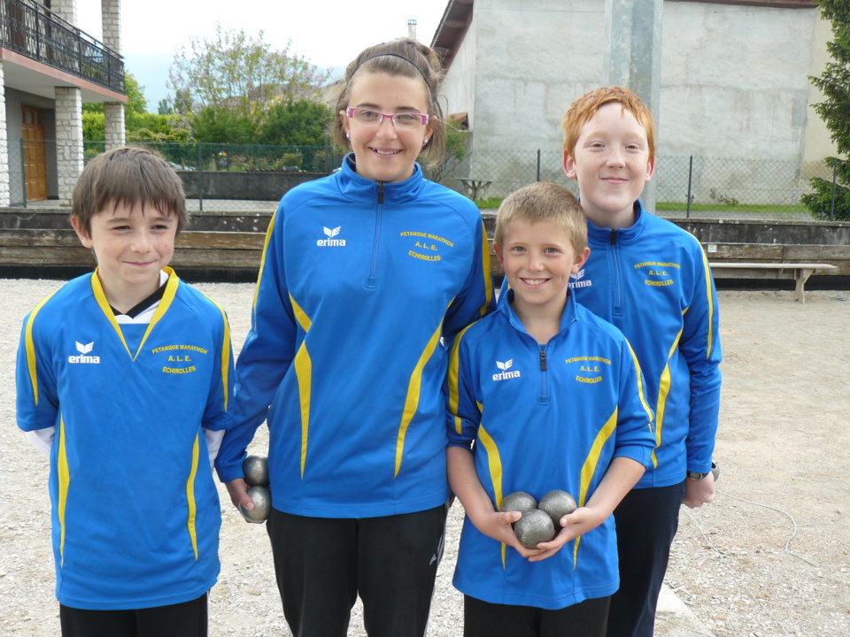 VINCENT,DELPHINE,SEBASTIEN,DORIAN VINCENT,DELPHINE,SEBASTIEN,DORIAN