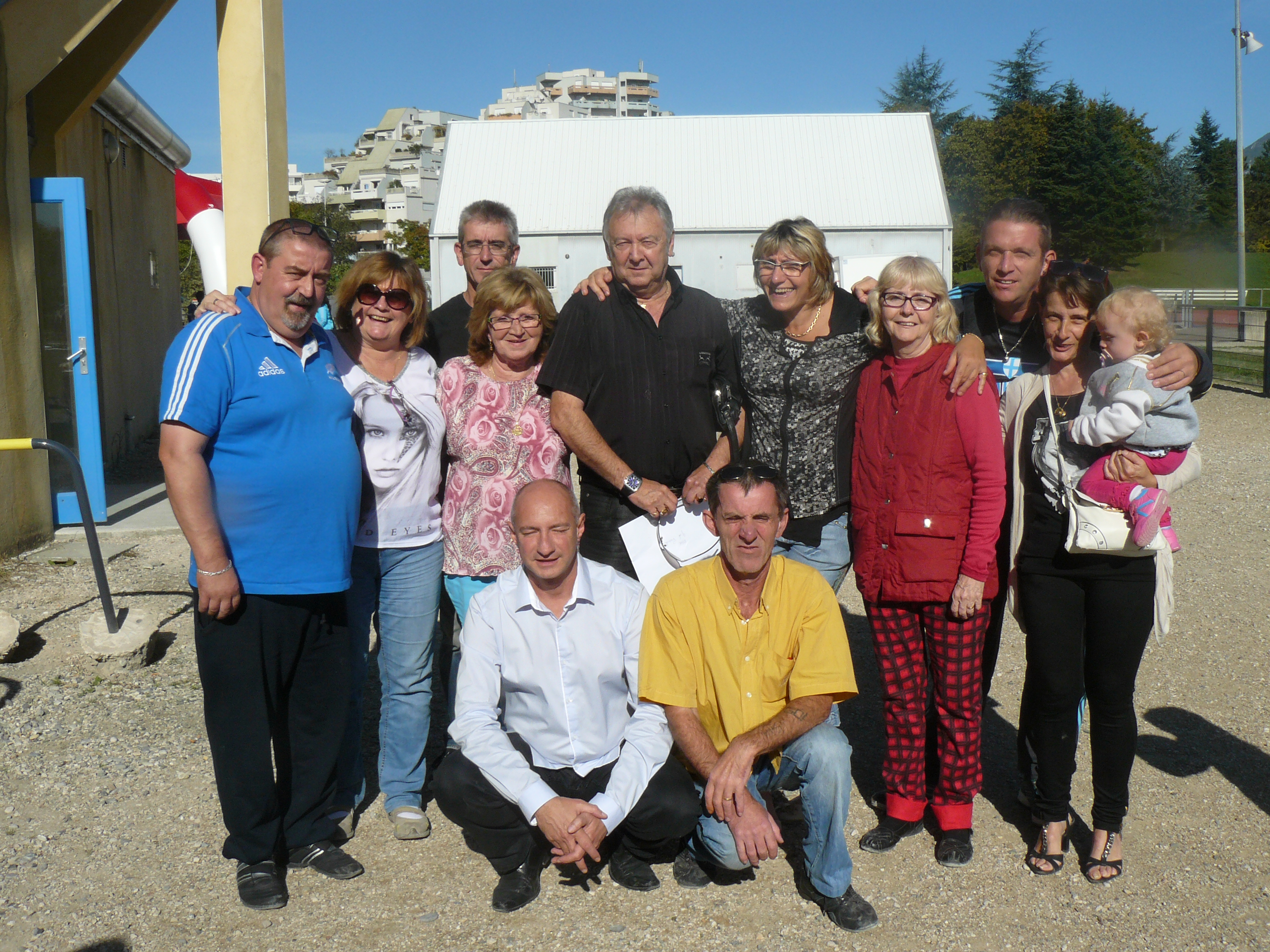 le bureau est la présence de mr BREST Gérard president de la maison des sport OSE ainsi de mme GUILLOT Marie-Claire conseillère au sport
