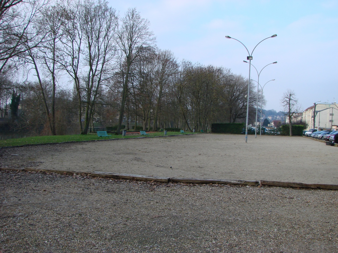 Et encore notre terrain ! Et encore notre terrain !