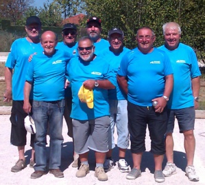 Les vétérans subissent la loi du plus fort en finale Les vétérans subissent la loi du plus fort en finale