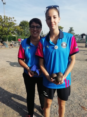 Delphine et Manon Delphine et Manon