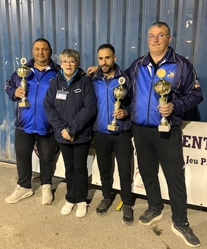 Les champions: Jérôme Branson, Jessy Garcia, Manu Oger St Doulchard et Anne Marie Lagneau du CD18