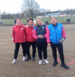 Jessica, Tiffany CBV contre Agathe et Estelle