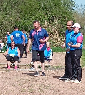 Elsa et Patinette contre Marseilles Elsa et Patinette contre Marseilles