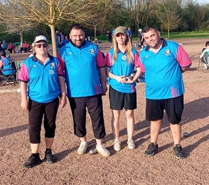 Partie qualif Estelle et Régis contre Lou et Joris Partie qualif Estelle et Régis contre Lou et Joris