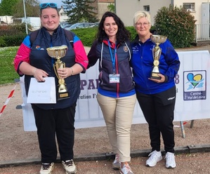 Juju, Vanessa du CD18 et Stéphanie Bertrand de Beffes