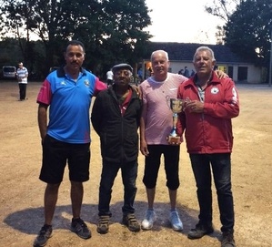 Momo et Eric avec Jean Marc et Gino du CBV