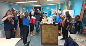 Passage au club pour fêter les champions