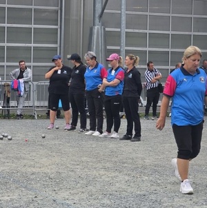 Partie après poule contre Stéphanie, Aude et Céline Partie après poule contre Stéphanie, Aude et Céline