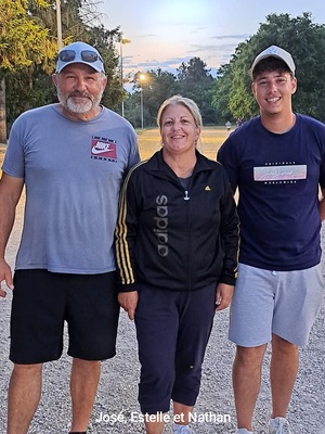 José, Estelle et Nathan José, Estelle et Nathan