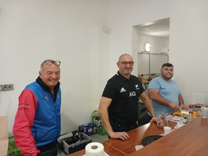 JP, Arnaud et Jojo au service buvette JP, Arnaud et Jojo au service buvette