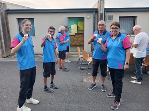 LES FILLES MONTENT EN CRC