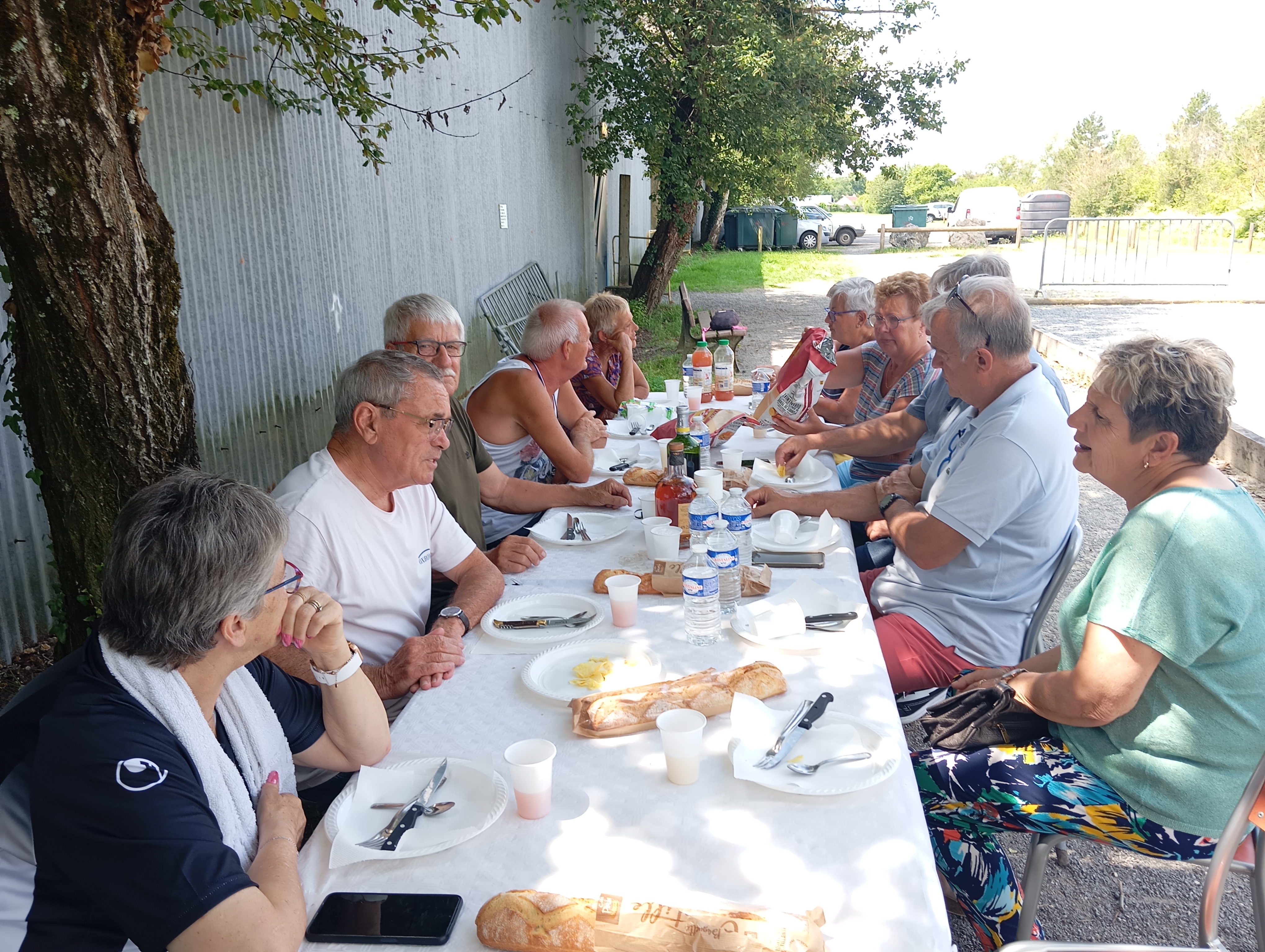 Petite pause à l'ombre avant les matchs de classement