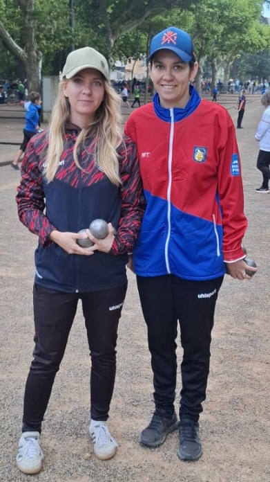 Lou et Anaïs Lapoutge CD65