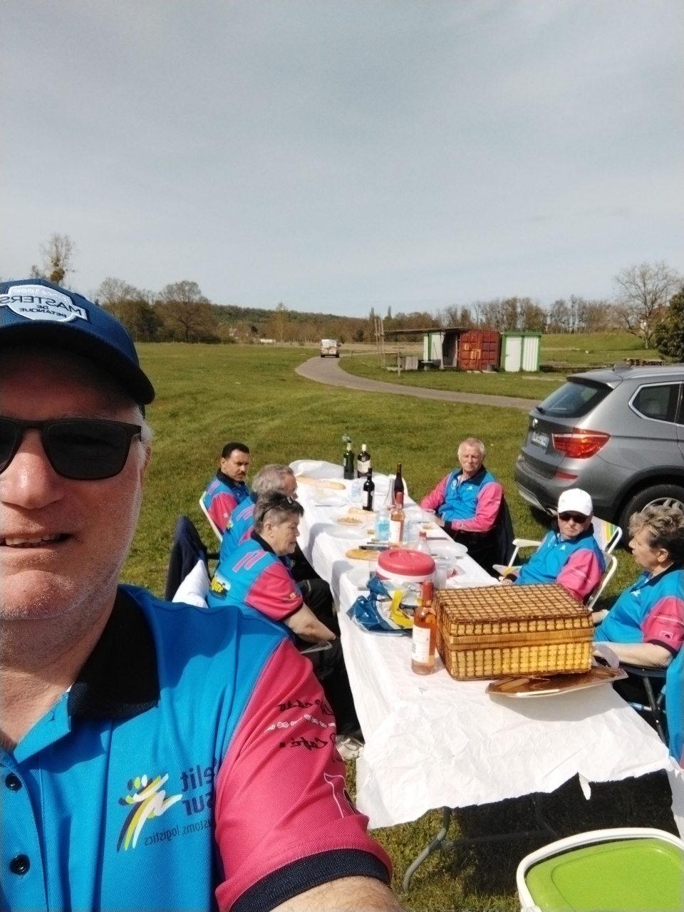Repas sous le soleil de Cuffy Repas sous le soleil de Cuffy