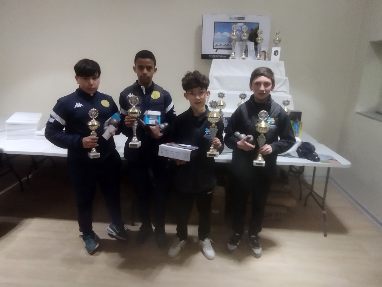 Finalistes Vainqueurs CADET Finalistes Vainqueurs CADET