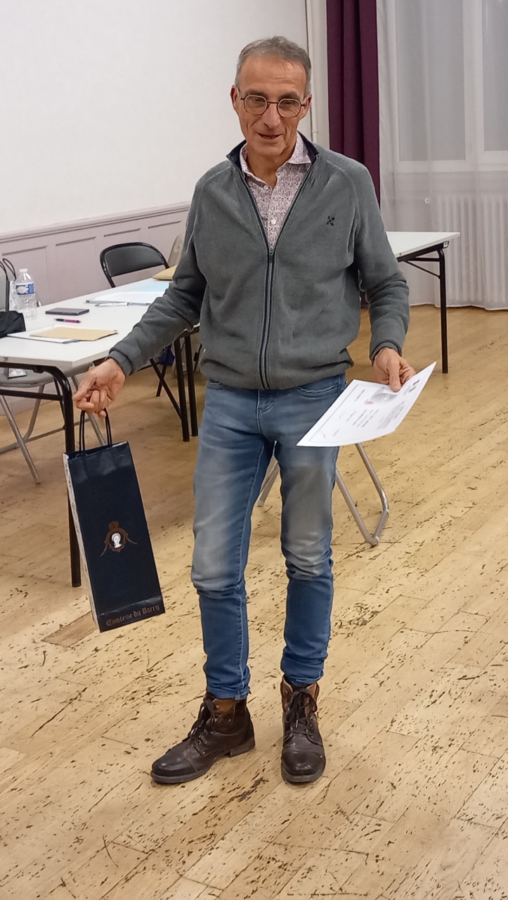 CHRISTOPHE, VICE-CHAMPION RÉGIONAL D AVEC LIONEL ET VICE -CHAMPION DU CHER DM AVEC VÉRO CHRISTOPHE, VICE-CHAMPION RÉGIONAL D AVEC LIONEL ET VICE -CHAMPION DU CHER DM AVEC VÉRO