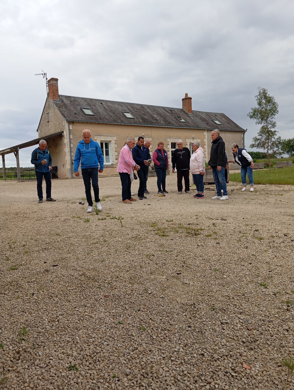 Pétanque avant l'apéro !! Pétanque avant l'apéro !!