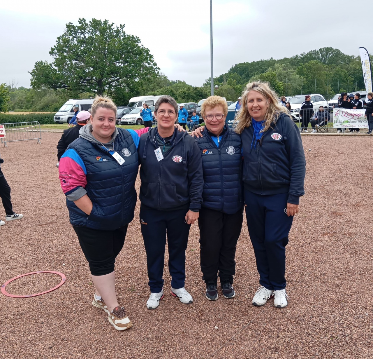Véro et Juju contre les futures championnes Carole et Christelle Véro et Juju contre les futures championnes Carole et Christelle