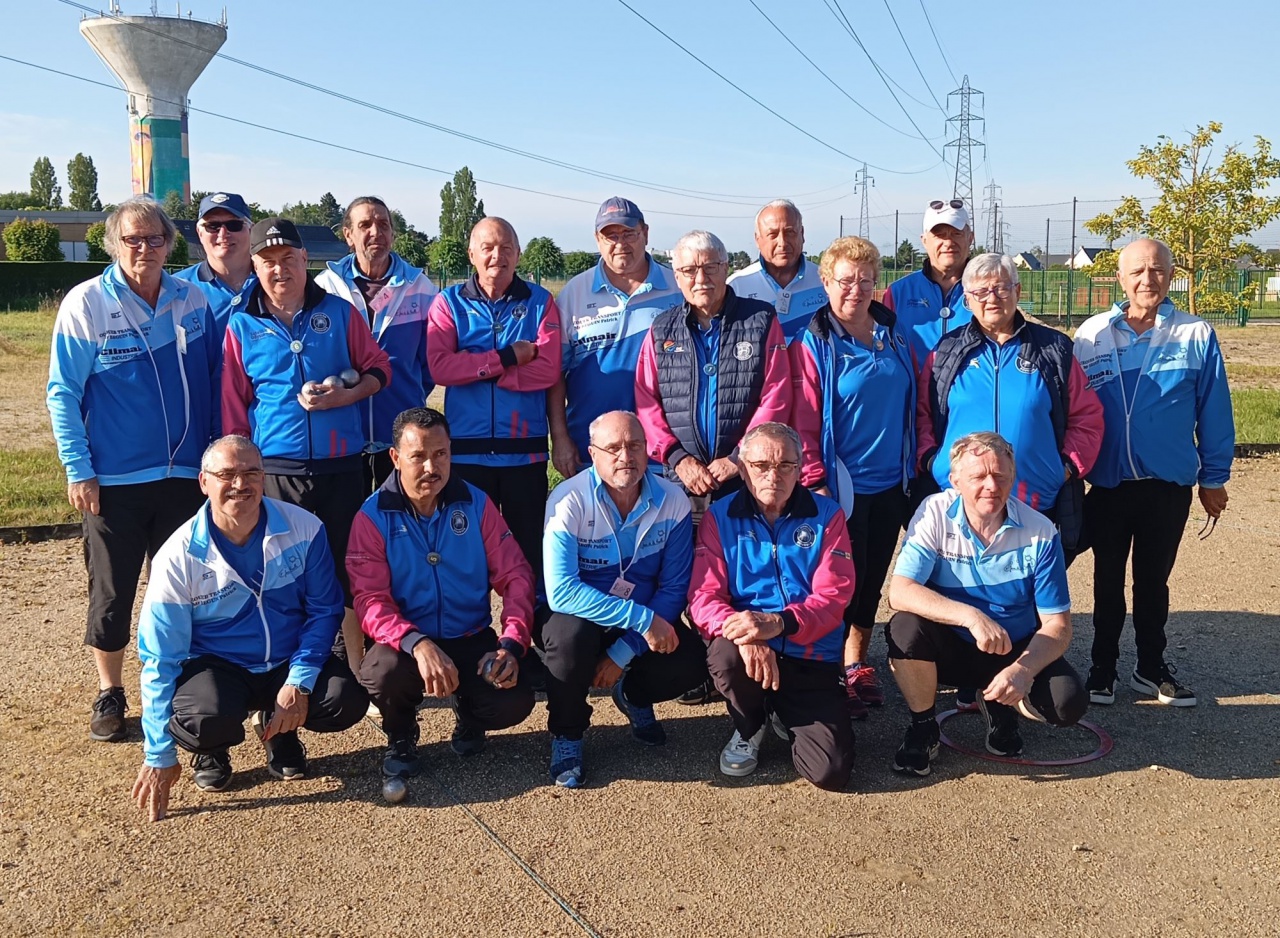 Moulon contre St Jean de la Ruelle Moulon contre St Jean de la Ruelle