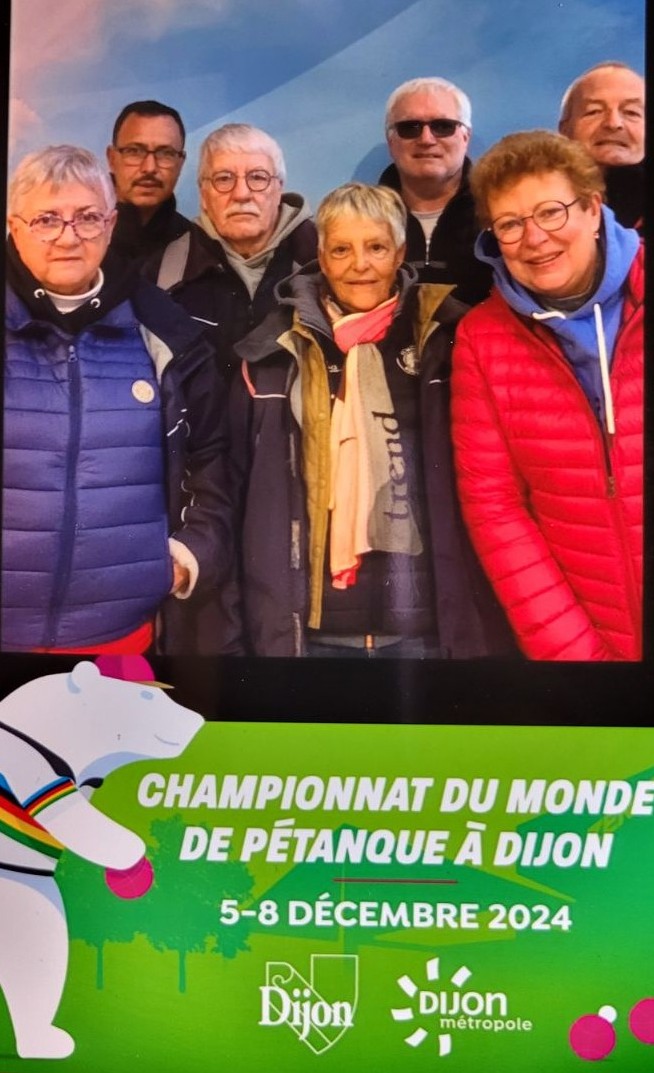 Le groupe à Dijon Le groupe à Dijon