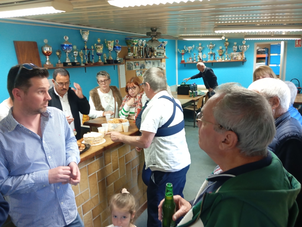 Apéro au club pour fêter les champions Vétérans 5 Apéro au club pour fêter les champions Vétérans 5