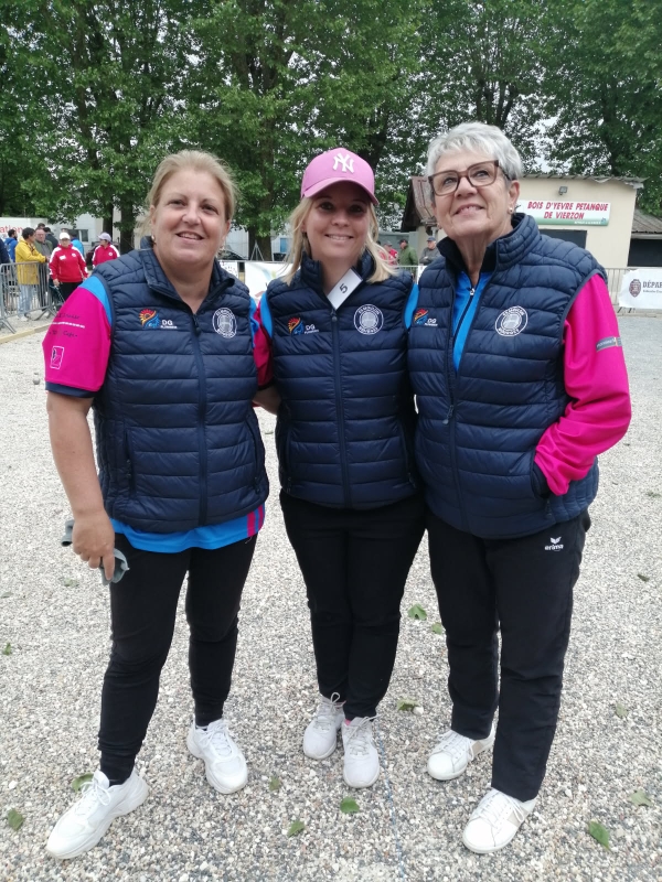 Estelle, Agathe et Evelyne