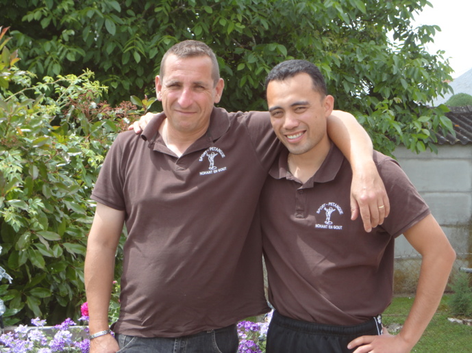 Greg et Tristan heureux pour leur dernier championnat ensemble Greg et Tristan heureux pour leur dernier championnat ensemble