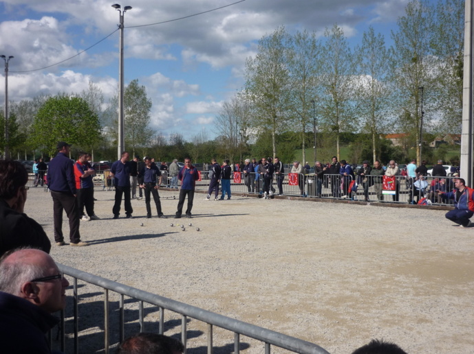 L ÉQUIPE DE ST FLORENT CHAMPIONNE TRIPLETTE 2012 L ÉQUIPE DE ST FLORENT CHAMPIONNE TRIPLETTE 2012