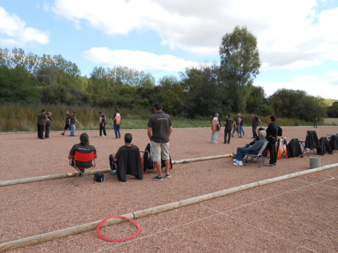 NOHANT GARDE LA TETE DE LA D4 ET MONTE EN D3 NOHANT GARDE LA TETE DE LA D4 ET MONTE EN D3