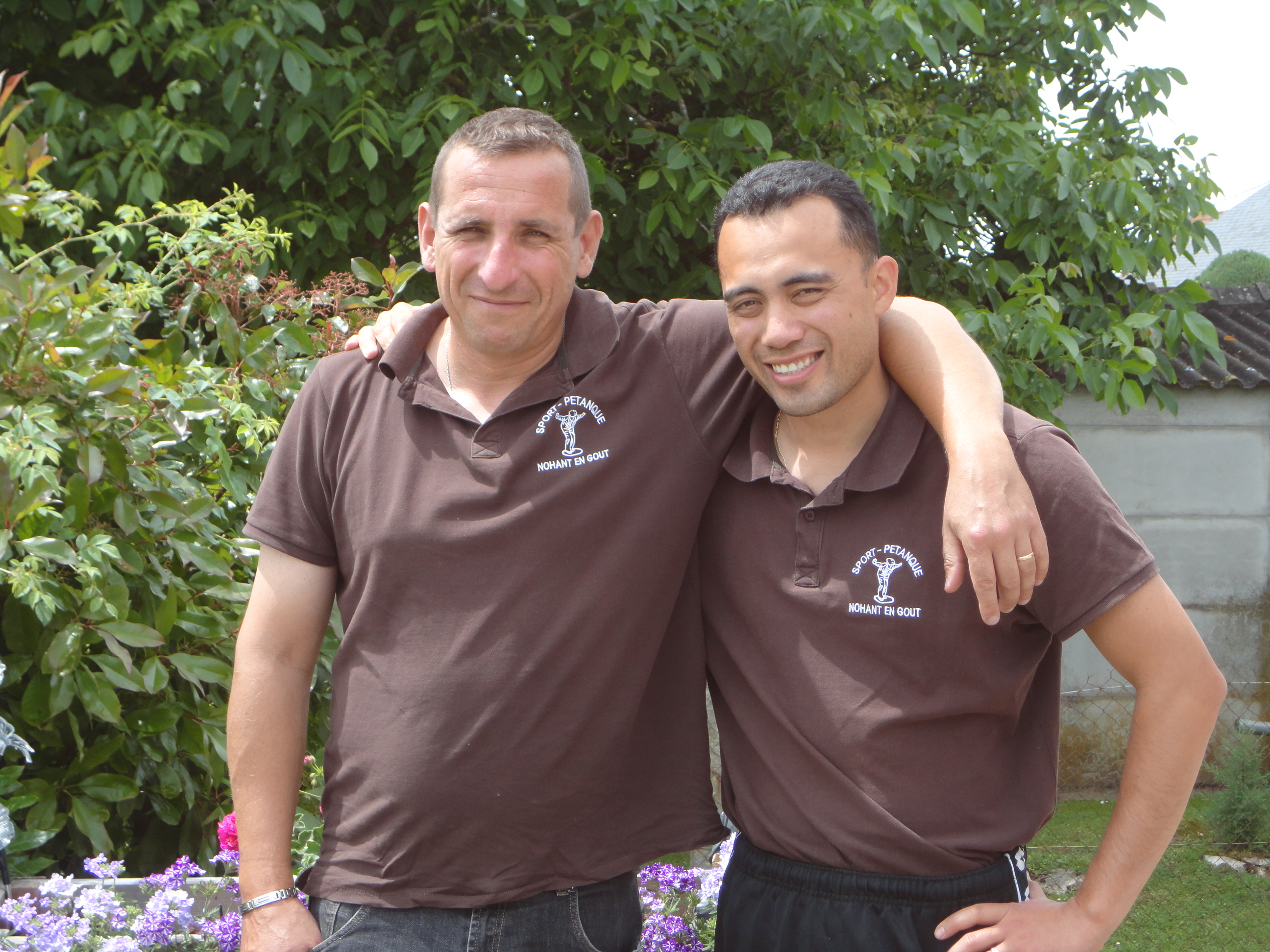 Greg et Tristan heureux pour leur dernier championnat ensemble Greg et Tristan heureux pour leur dernier championnat ensemble