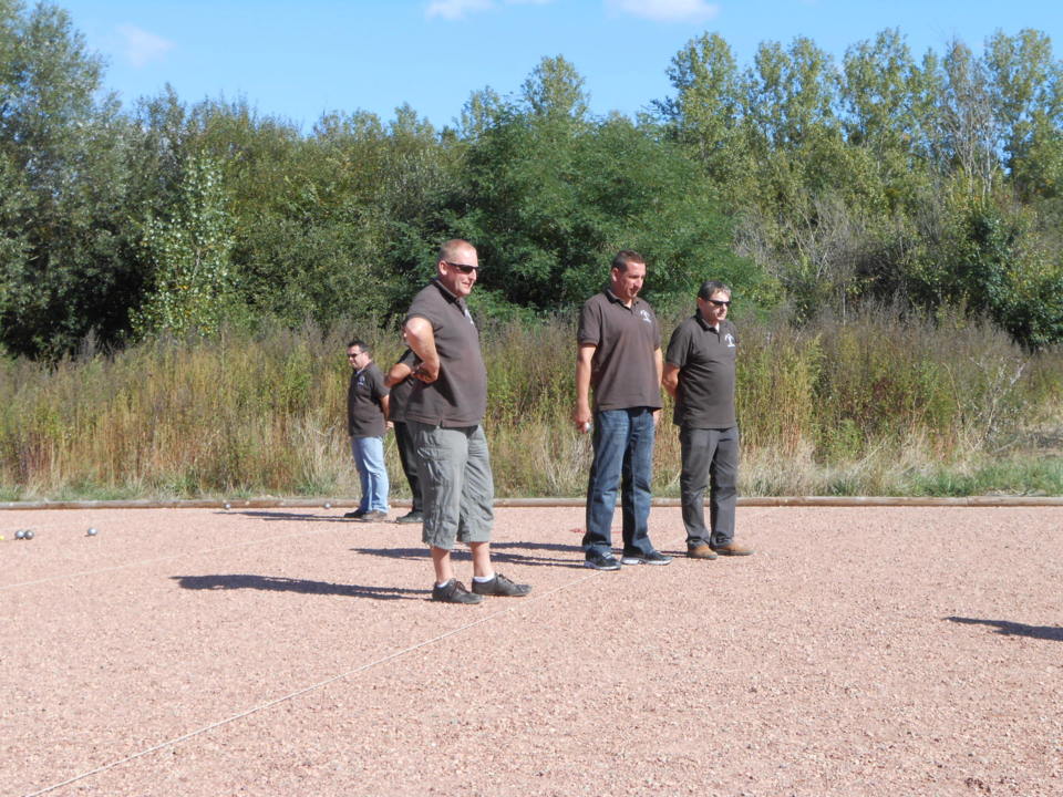 NOHANT GARDE LA TETE DE LA D4 ET MONTE EN D3 NOHANT GARDE LA TETE DE LA D4 ET MONTE EN D3
