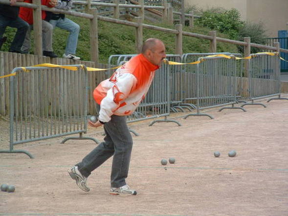 La suite du championnat de la manche triplette jeu provençal en photos La suite du championnat de la manche triplette jeu provençal en photos