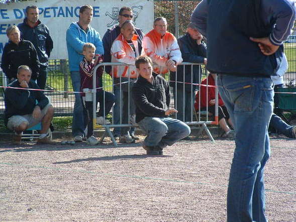 Ludovic FOUQUET concentré pointe sur un terrain sélectif Ludovic FOUQUET concentré pointe sur un terrain sélectif