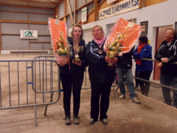 Alicia ENDELIN et Isabelle CHOUBRAC ( AST) vice championnes 2014  et avec  le sourire