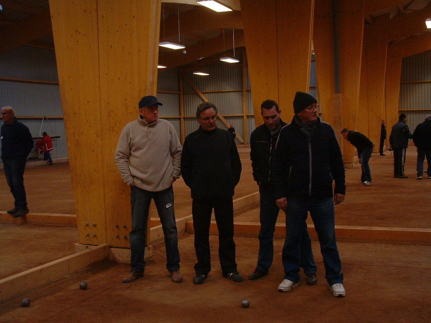 René RABASSE - Claude LACROIX - Alain SWED - Olivier EQUILBEC dans l'attente René RABASSE - Claude LACROIX - Alain SWED - Olivier EQUILBEC dans l'attente