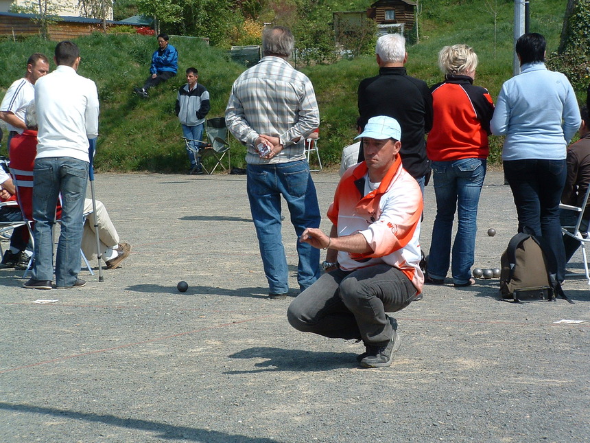 André PERROUELLE , prudent a mis la casquette André PERROUELLE , prudent a mis la casquette