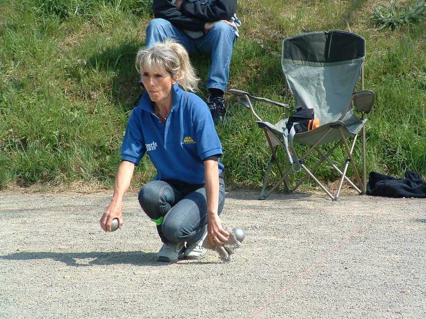 Charline MAZELINE tente une reprise Charline MAZELINE tente une reprise