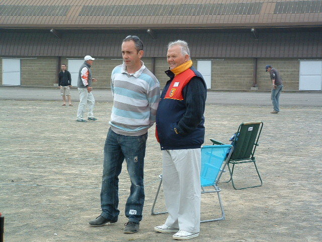 Philippe MORIN et Maurice DELAFOSSE, délégué du comité