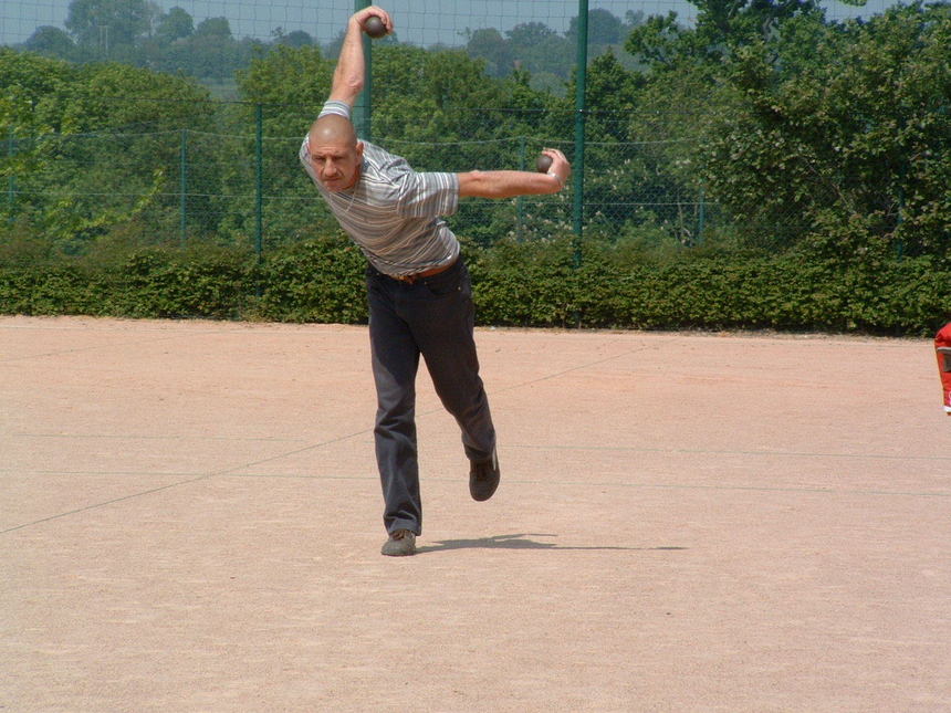 Gérard LANORE en pleine course