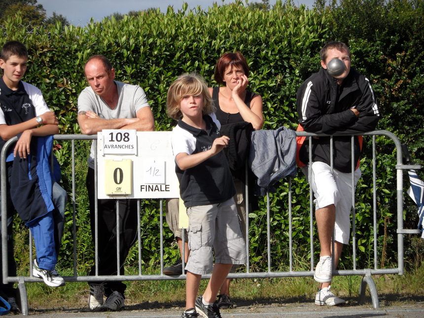 Léo DEMATELAERE,un doublé en 2011 Léo DEMATELAERE,un doublé en 2011